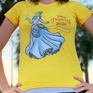 RunDisney Princess Half Marathon 2020 Participant Shirt Yellow Cinderella Sz M